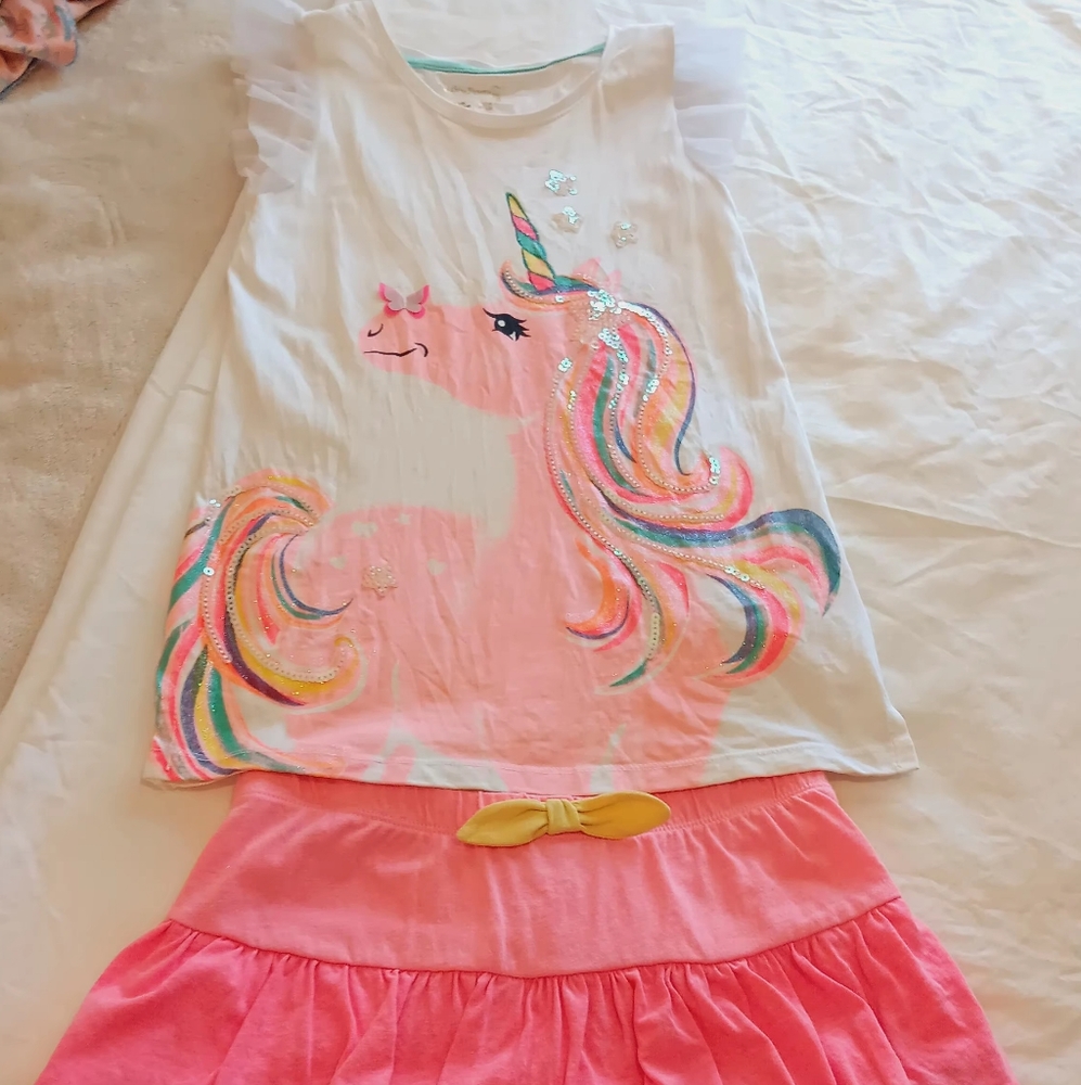 Girls size7/8 top and skort
